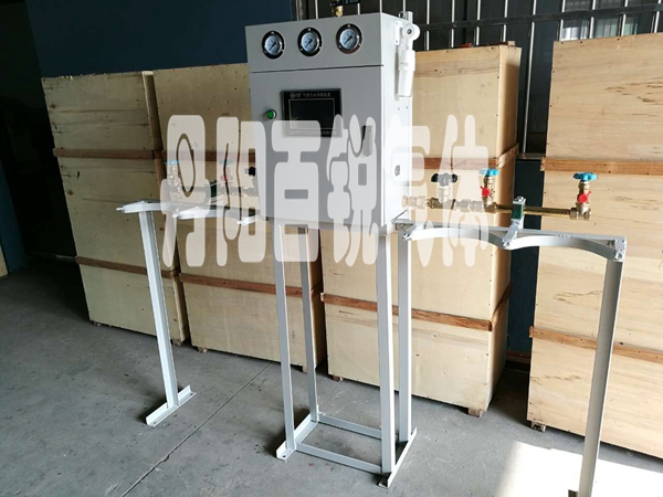 醫(yī)用氣智能數(shù)顯自動切換排